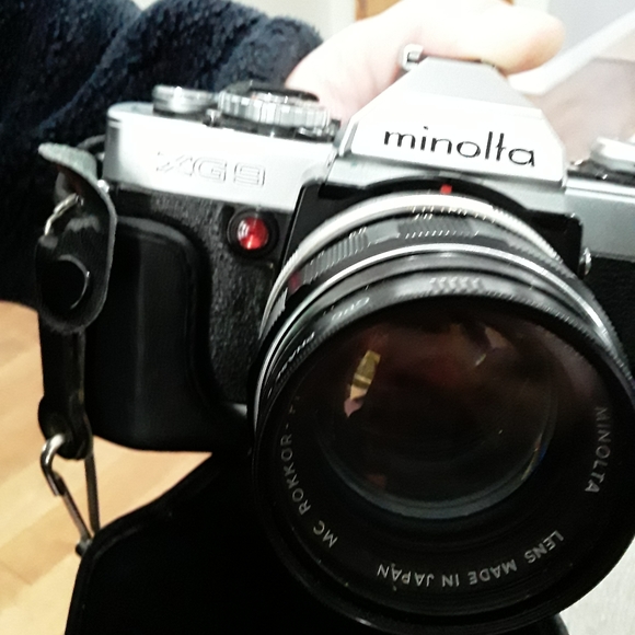 Vintage photo set / Minolta XG 9f camera/tripod/holder/soligor - Picture 2 of 5